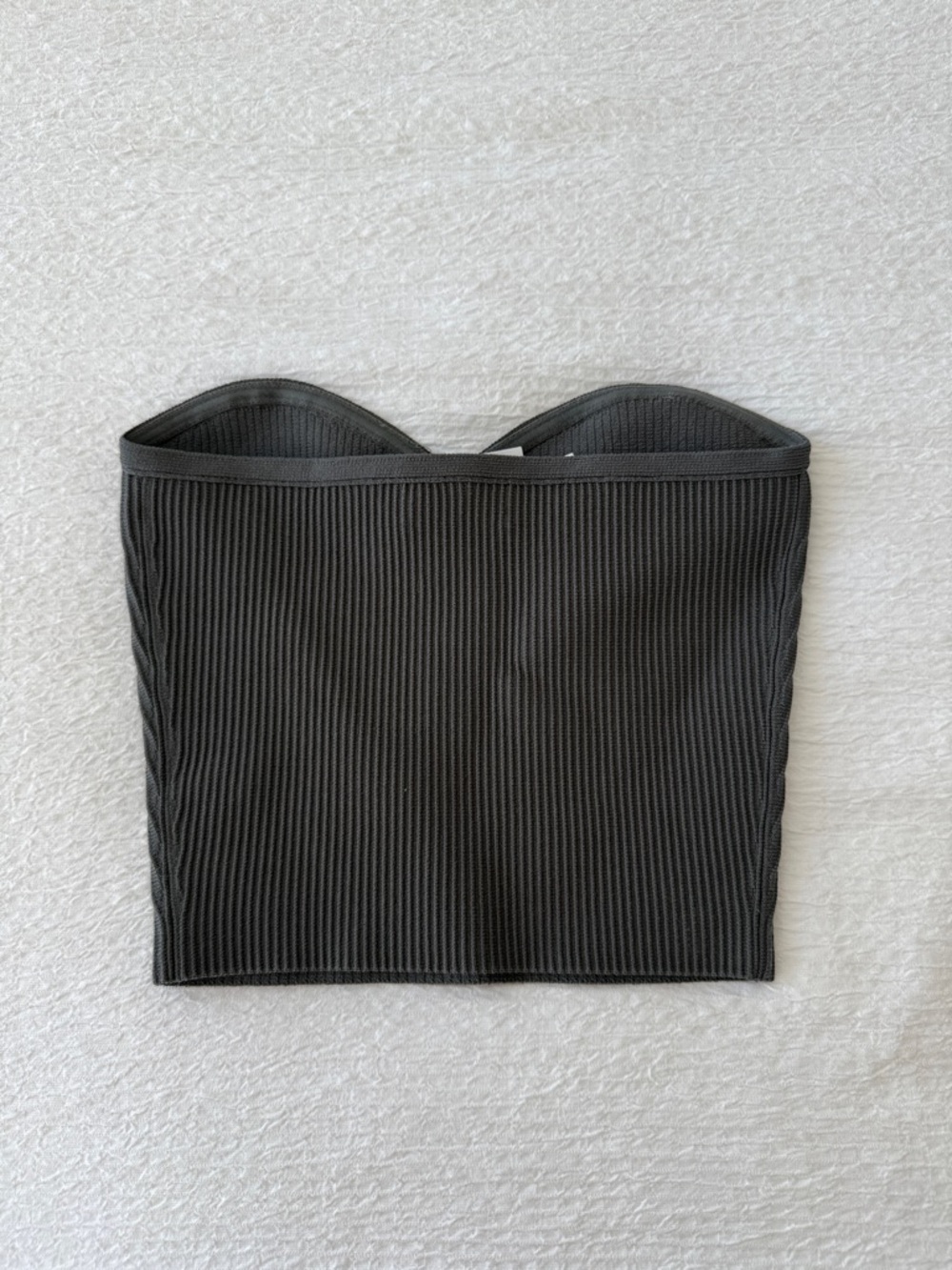 Aritzia Sculpt Knit Strapless Ribbed Bustier - Charcoal Gray - Picture 2 of 3